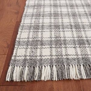 Bee and Willow Wool Accent Rug 3 x 5 Plaid Check
